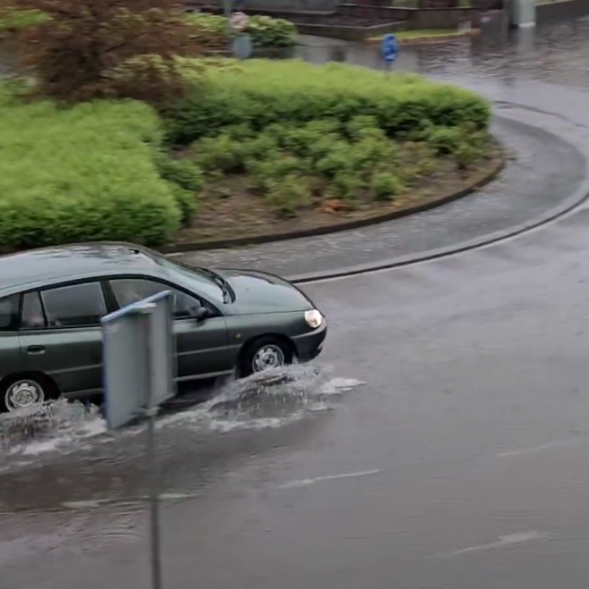 Rotonde Grubbenvorst onder water